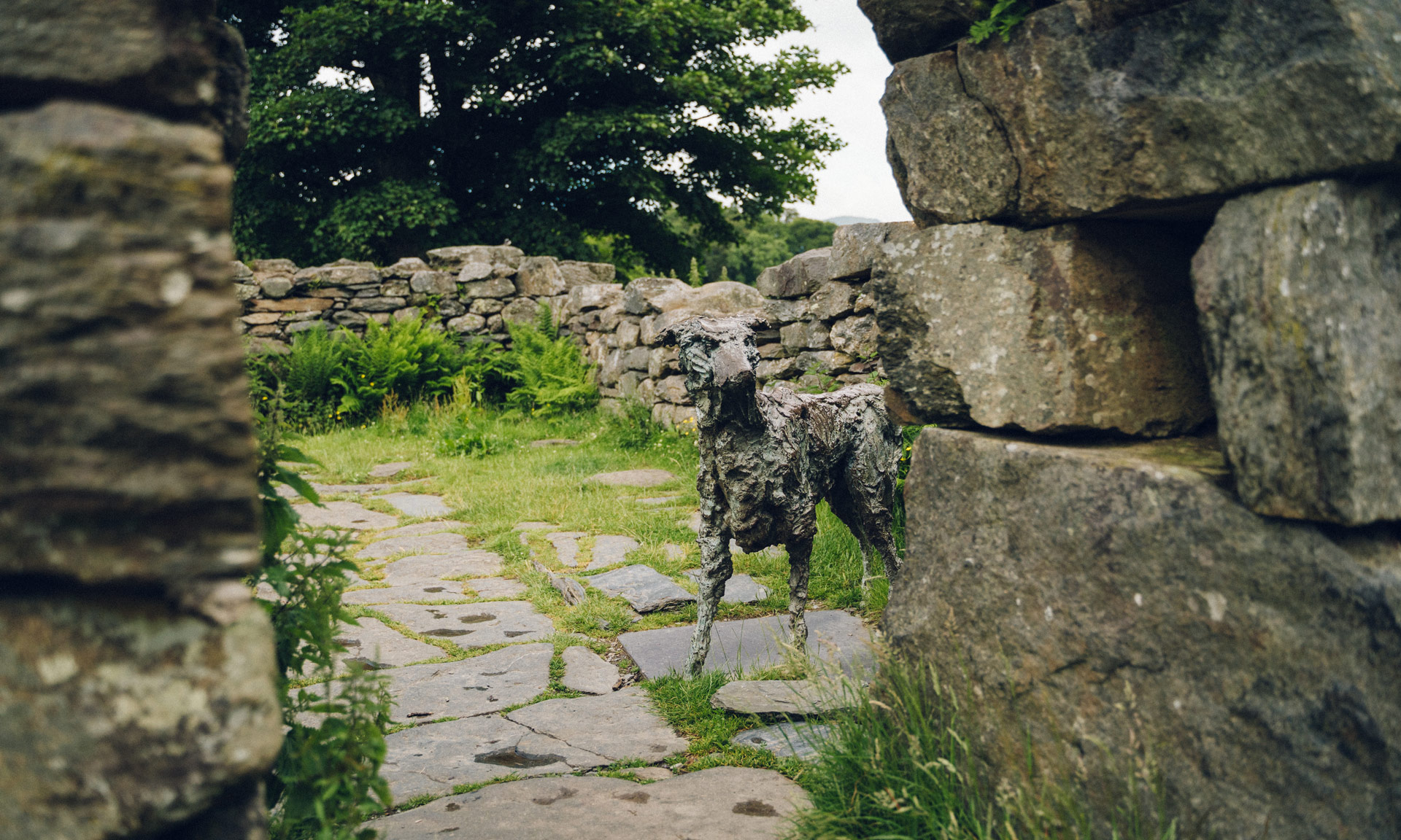 Statue of Gelert the hound at Beddgelert