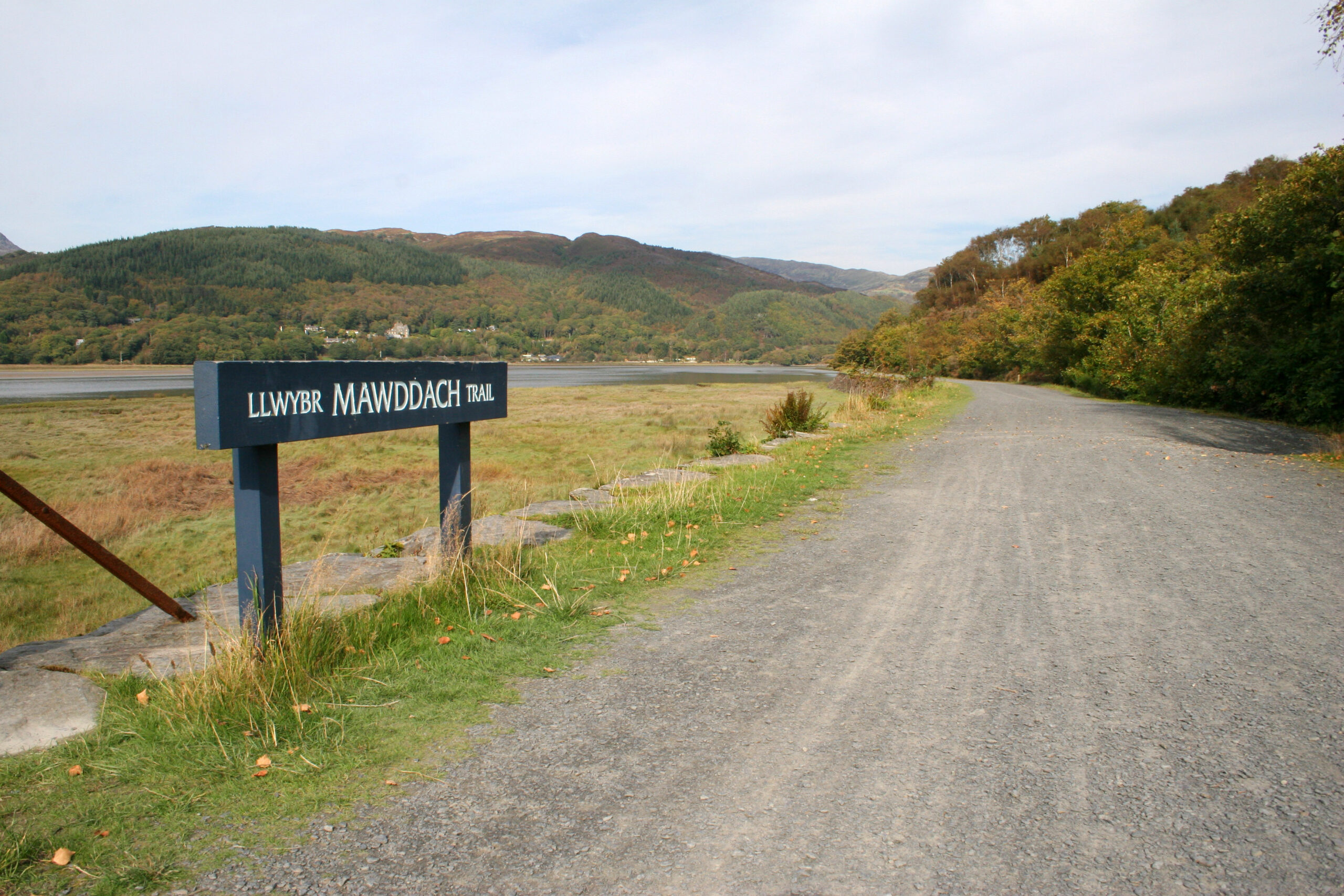 Mawddach trail with Mawddach trail signpost